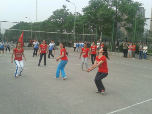 女排